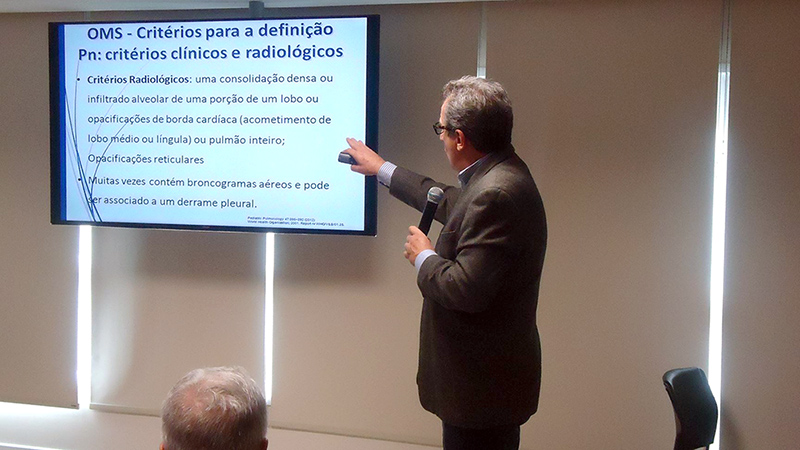 Saulo Duarte Passos fala sobre as pneumonias virais e o vírus influenza H1N1.